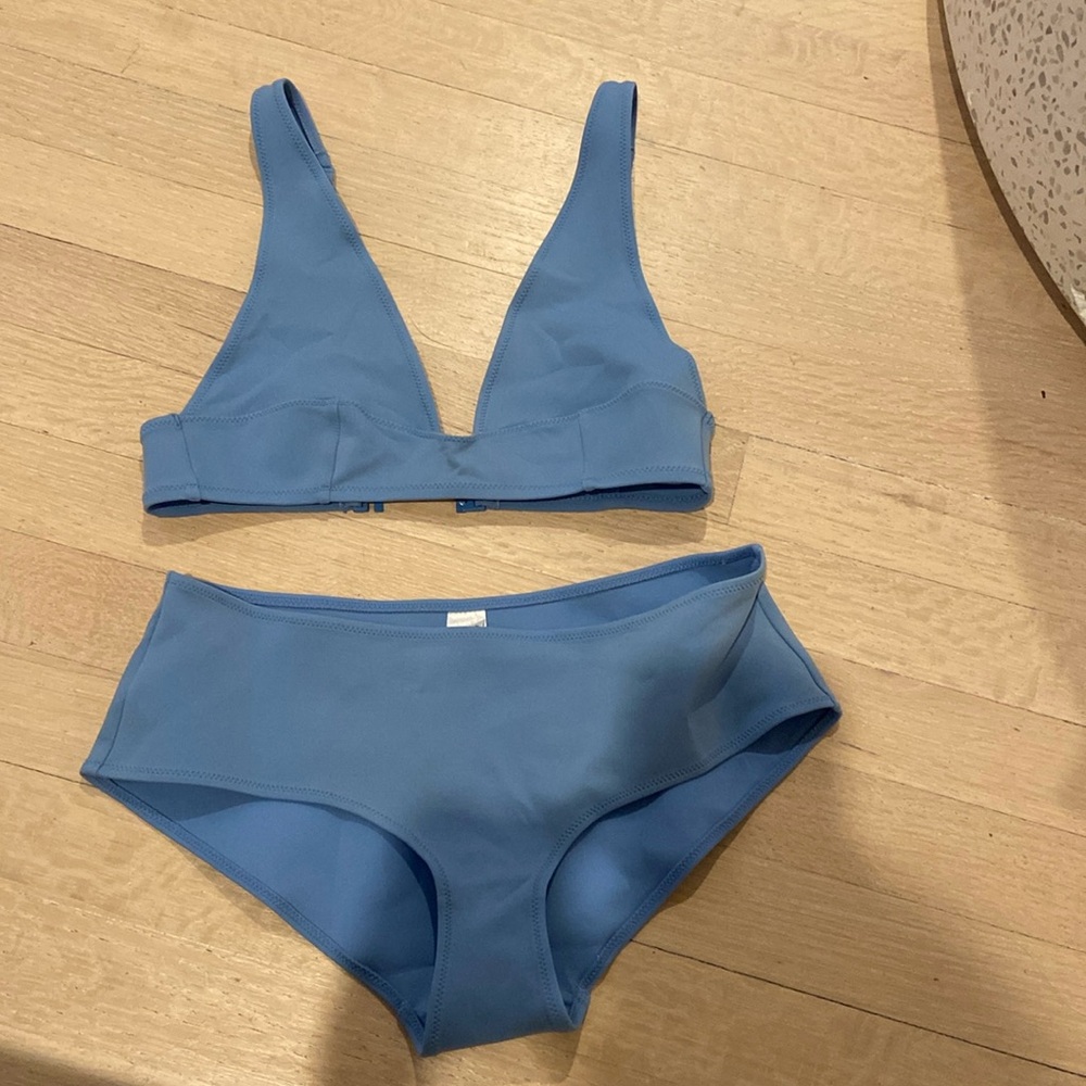 COS Bikini Top 6/Bottom 8